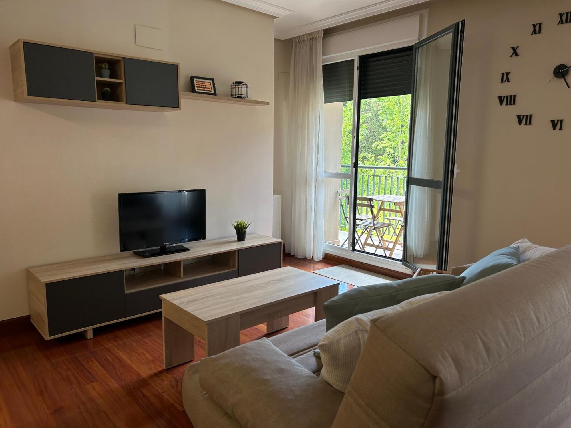 Acogedor Apartamento En Gernika Guernica y Luno Exterior foto
